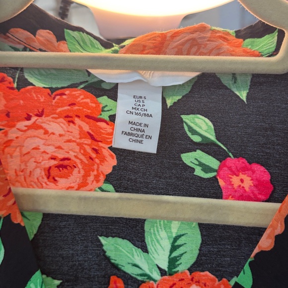 H&M - Picture 2 of 3